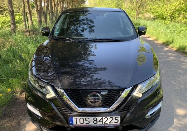 Nissan Qashqai cena 82000 przebieg: 80000, rok produkcji 2018 z Lipsk małe 781